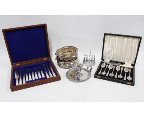 Box of silver plate, including two wine coasters, chamber candlestick, toastrack, grapefruit spoons and  mahogany canteen wit