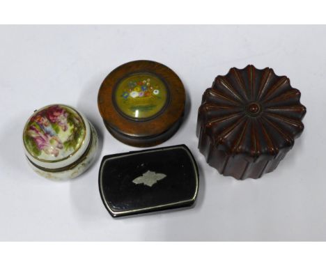 Four boxes / jars to include a Continental porcelain pill box, circular burrwood box, a papier mache snuff box and a circular