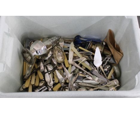 Box containing a quantity of silver plated cutlery and an Epns sugar castor, together with a cased carving set and other case
