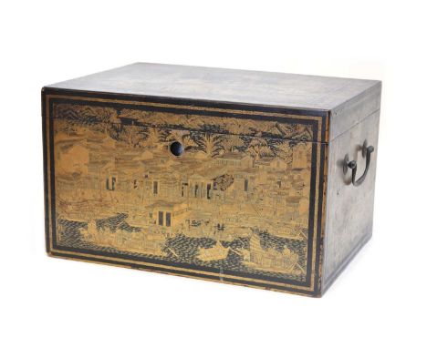 Japanese chinoiserie box with engraved interior lining. Japanese chinoiserie box or tea caddy, the black lacquered body with 