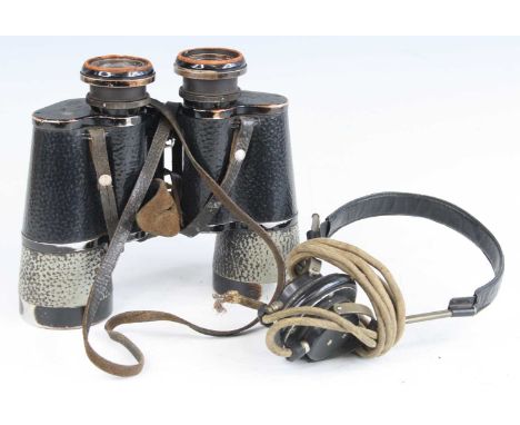 A pair of German Third Reich Kriegsmarine binoculars, the left turret marked T. Carl Zeiss Jena D.F. 7 x 50 2070275 with eagl