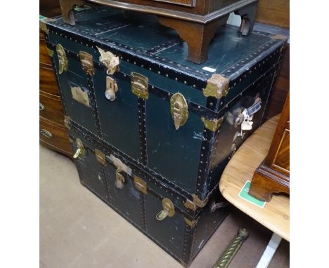 2 Vintage steel-bound steamer trunks, W92cm, H56cm 