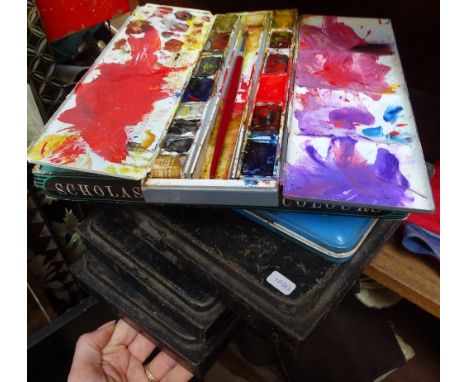 3 Vintage Reeves artist's paint boxes, and 3 Winsor &amp; Newton paint boxes 