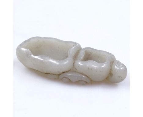 A Chinese carved jade brush washer, 9.5cm 