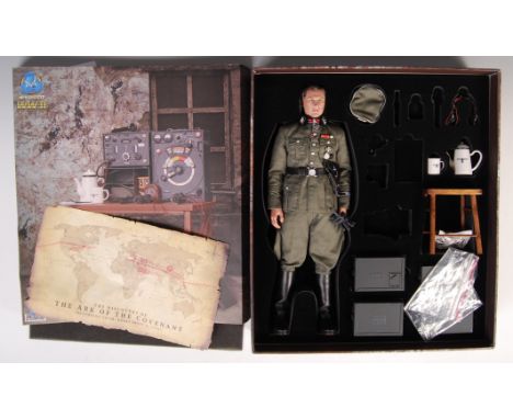 1/6 Scale Collection - a DID Corp made 1:6 scale military WWII Second World War German Nazi model action figure. Set within a