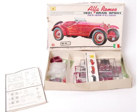 A rare vintage Riko Sankyo 1:24 scale plastic model kit No. C8-2-600 ' Alfa Romeo 1931 Gran Sport '. Kit appears unused (but 