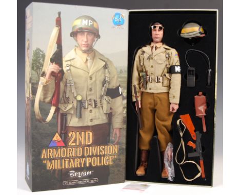 1/6 Scale Collection - a DID Corp made 1:6 scale military WWII Second World War US Army model action figure ' 2nd Armored Div