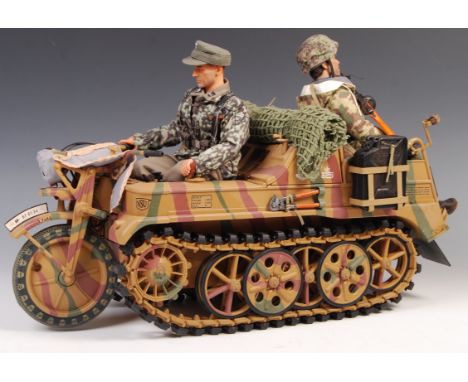 1/6 Scale Collection - an incredible large 1:6 scale plastic model ' SD KFZ 2 Kettenkrad ' WWII Second World War German Army 