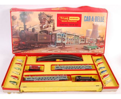 An original vintage Triang / Tri-Ang Hornby Railways 00 gauge railway trainset set RS.62 ' Car-A-Belle ' car transporter loco
