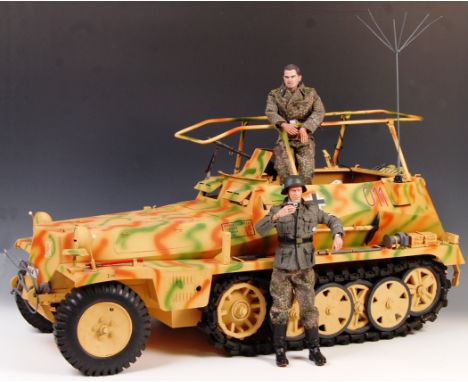 An incredible 1:6 / 1/6 scale metal model WWII Second World War German half-track armoured vehicle. ' SD. KFZ 250/3 Schutzenp