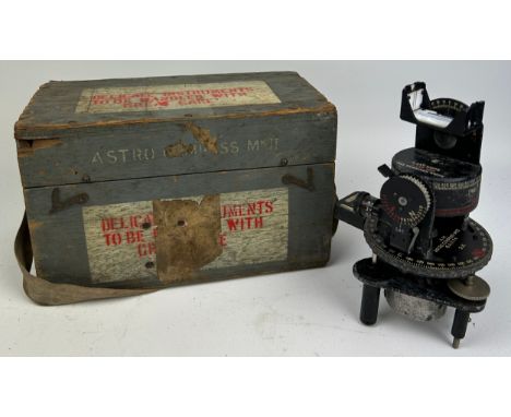 AN MK ASTRO II WW2 ERA COMPASS, in original case**Please note that this lot is stored at an offsite location near Wimbledon i