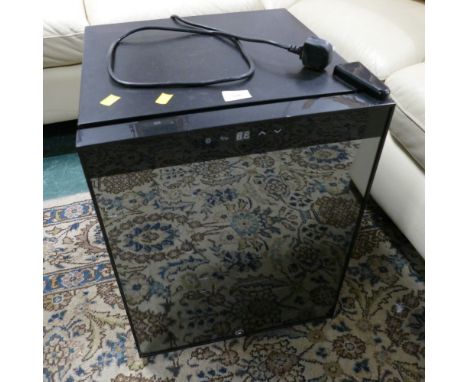 Sub cold wine fridge