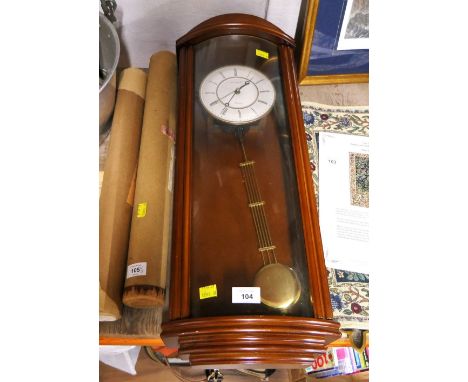 Mid 20th century Leonardo Quartz wall clock