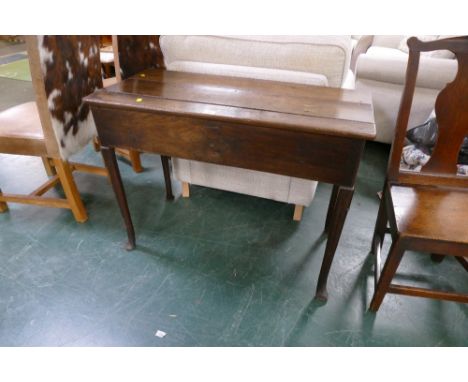 Early 19th century hall table with drawers to side