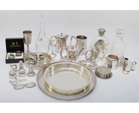 A group of silver items to include a Victorian bell bottomed pepper pot, London 1901, 7.5cm, silver decanter labels, a pair o