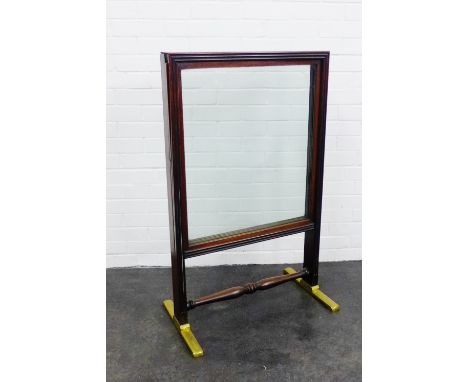 Large mahogany and brass fire screen with glazed panel, 108 x 66cm