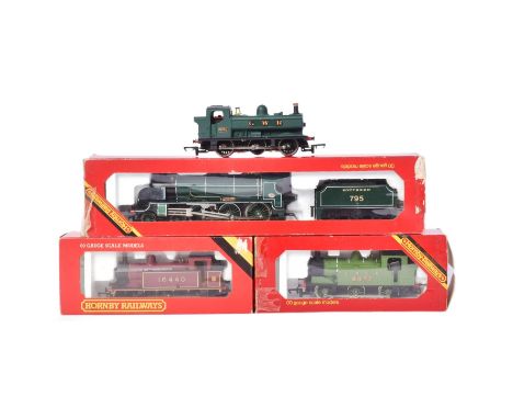 A collection of x4 assorted Hornby OO gauge model railway trainset locomotive engines to include; No. R154 S.R. Loco 'Sir Din