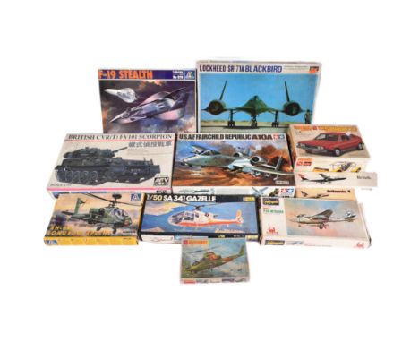 Collection of vintage assorted model kits of transport and aircraft interest, from various makers such as: Italeri, Tamiya, H