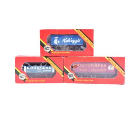 Three vintage Hornby OO gauge model railway trainset locomotive engines comprising No. R670 6 Wheel Van 'Palethorpes', R220 '