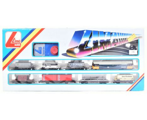 Model Railway - an original Lima OO gauge model railway locomotive trainset No. 104400S 29 containing a&nbsp;Class 33 33025 l