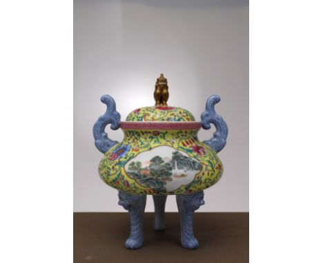 Foreign colors porcelainChina , Qian long , Qing DynastyDimensions: Height 27 cm Diameter 12 cmWeight: 1695,8 gramsColorful t