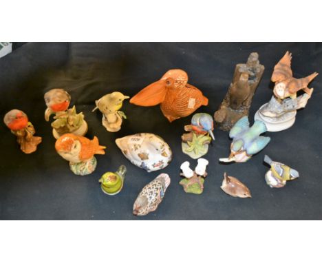 Ornithological models including Beswick owl, 2026; Royal Worcester Blue Tit; USSR Finch; etc  **All lots in this sale are sub