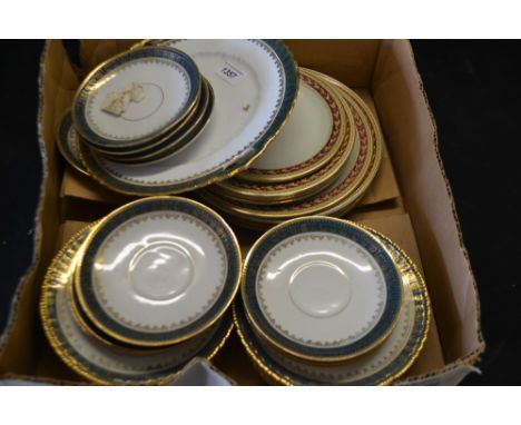 Ceramics - Austrian porcelain tea ware, the green bands gilded with acanthus in reserves, comprising bread plate, tea plates 