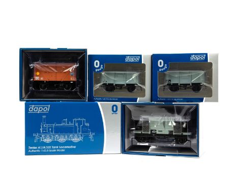 5 Dapol O Gauge. A Terrier A1/A1XX Tank Locomotive BR black, late crest 32661. Plus 4 "British O Gauge Wagon" freight rolling