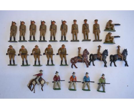 The Grange Goathland - Collection of 19 vintage cast metal American WW1 era toy soldiers and 5 Cowboy figures (Horse figure m