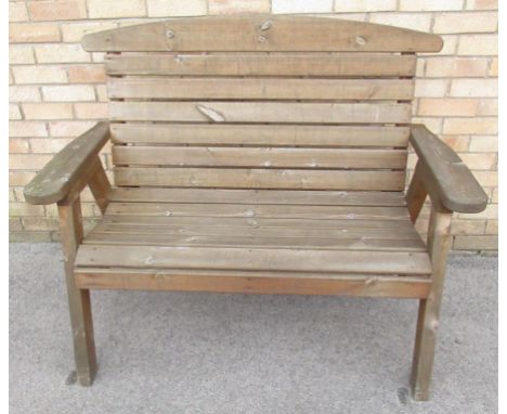 Hardwood garden bench, approx 126.5cm x 62cm x 102.5cm&nbsp;