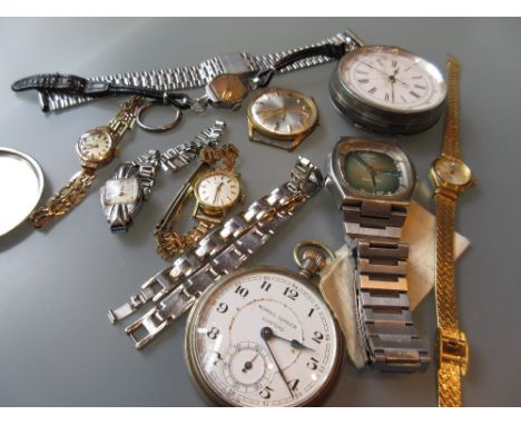 Ladies 9ct gold cased Rotary wristwatch with 9ct gold bracelet strap, a ladies Tudor wristwach together with a quantity of ot