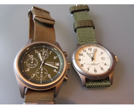 Gentlemans steel cased Pulsar chronograph wristwatch, together with a Lorus titanium cased calendar watch