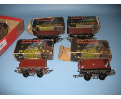 Four boxed Graham Farish 00 gauge wagons together with one empty box