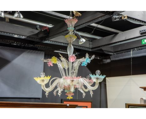beautiful Venetian chandelier, to be dated around 1930, in partially coloured Murano glassFraaie Venetiaanse luster van ca 19
