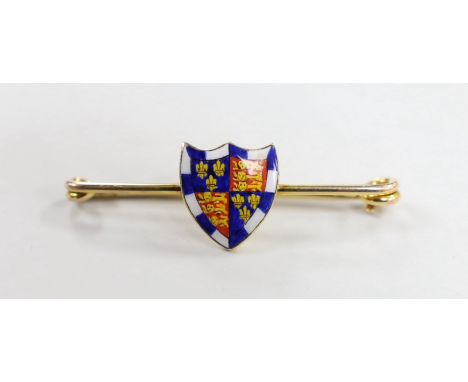 An early 20th century 9ct and polychrome enamel shield bar brooch, depicting the Royal Arms of England, 41mm, gross weight 2.