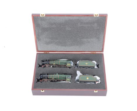 Bachmann OO Gauge Limited Edition Cased Rainhill Trials Two Jubilee Class Steam Locomotives with Tender Set, wooden cased 31-