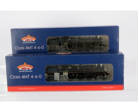 Bachmann OO Gauge BR Standard Class 4MT Steam Locomotives and Tenders,  both boxed, 31-118 BR black 75033 and BR green 75027 