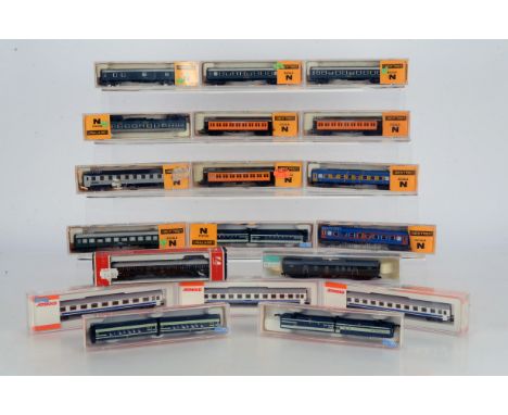 Spanish RENFE and FEVE N Gauge Coaching Stock, all cased/boxed, in various liveries, RENFE, Ibertren, Talgo Pendular articula