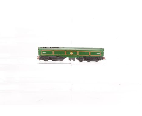 Golden Arrow 00 Gauge Limited Edition Handbuilt Bullied Leader Locomotive and spare body, BR green 36001 complete model and 3