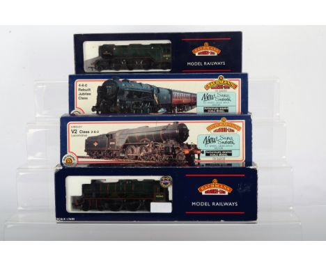 Bachmann OO Gauge Steam Locomotives and Tenders, four boxed examples, 31-251 Rebuilt Jubilee Phoenix 45736, 31-554 V2 60903, 