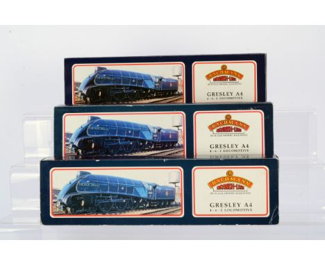 Bachmann OO Gauge BR Class A4 Streamline Steam Locomotives with Tenders, three boxed examples, 31-954 Sir Nigel Gresley 60009