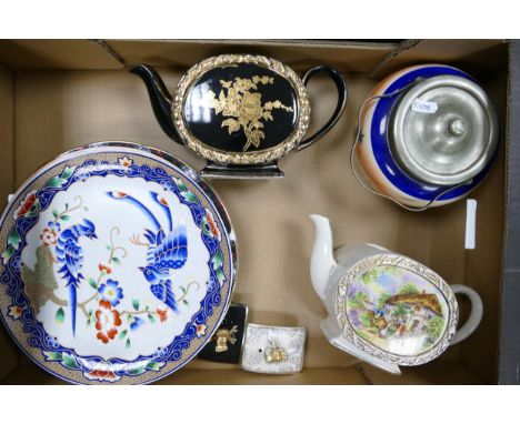 A mixed collection of items to include Sadler teapot, decorative wall plates, biscuit barrel etc ( 1 tray) 