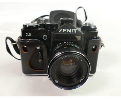 Cased Zenit II vintage film camera, fitted with Helios 44m-4 lens 