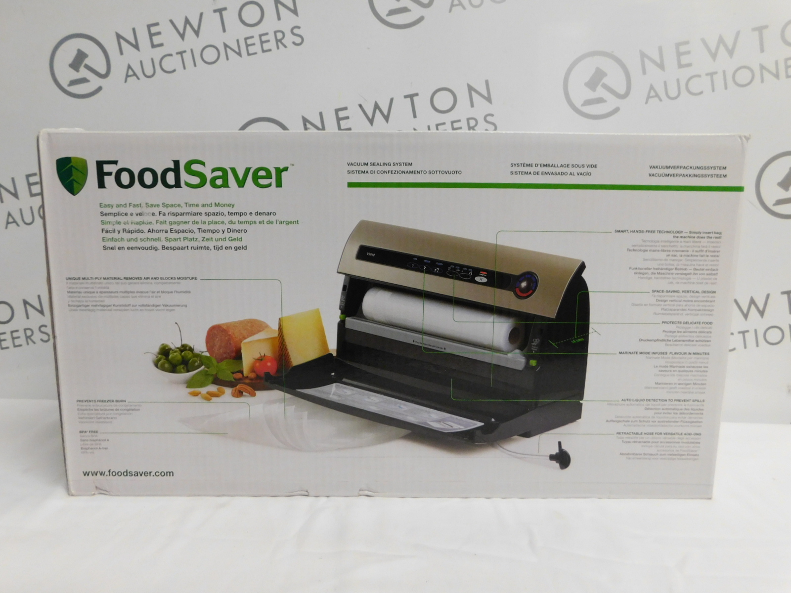 1 BOXED FOODSAVER V3840 AUTOMATED VACUUM SEALING SYSTEM RRP £249.99