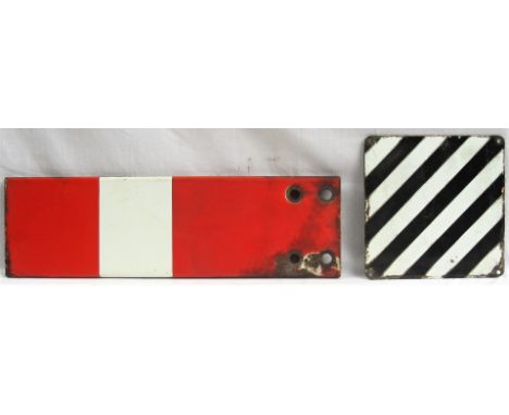 Enamel LMR goods signal arm together with an enamel post telephone plate. Original condition.