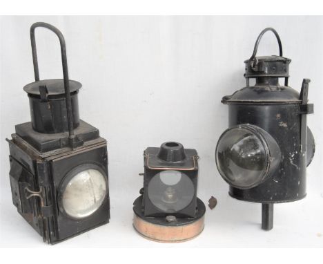 Two Railway Lamps. BR Brake Van Lamp complete with vessel together with a GWR - BR(W) Gate lamp complete with interior (shown
