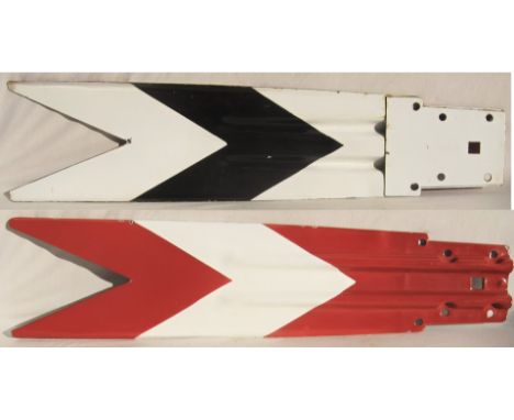 Unusual enamel red Distant Signal Arm. Origins unknown possibly foreign but attractive and excellent condition.