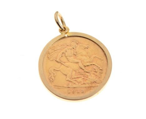 Gold Coin - George V half sovereign 1912, in 9ct gold pendant frame, 5g approx Condition: **Due to current lockdown condition