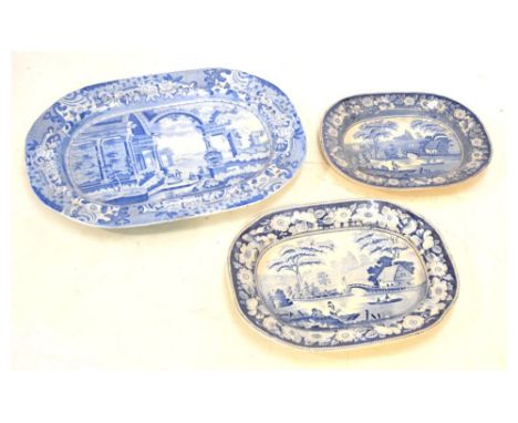 Early 19th Century pearlware transfer printed meat plate decorated with a classical ruin, together with two graduated serving