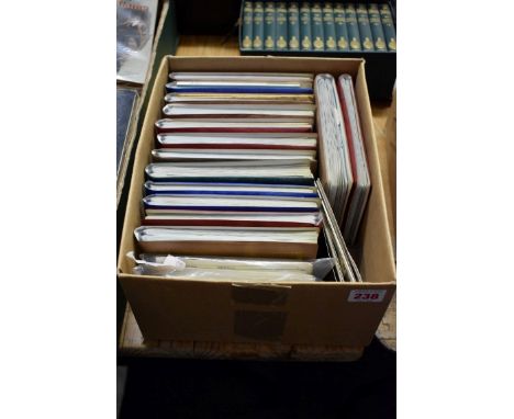 POSTCARDS:&nbsp;&nbsp;a quantity contained in 14 small format albums and two packets, vintage to modern, UK &amp; foreign top